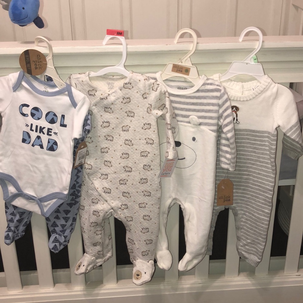 Baby boy 4 outfits 3-6 months